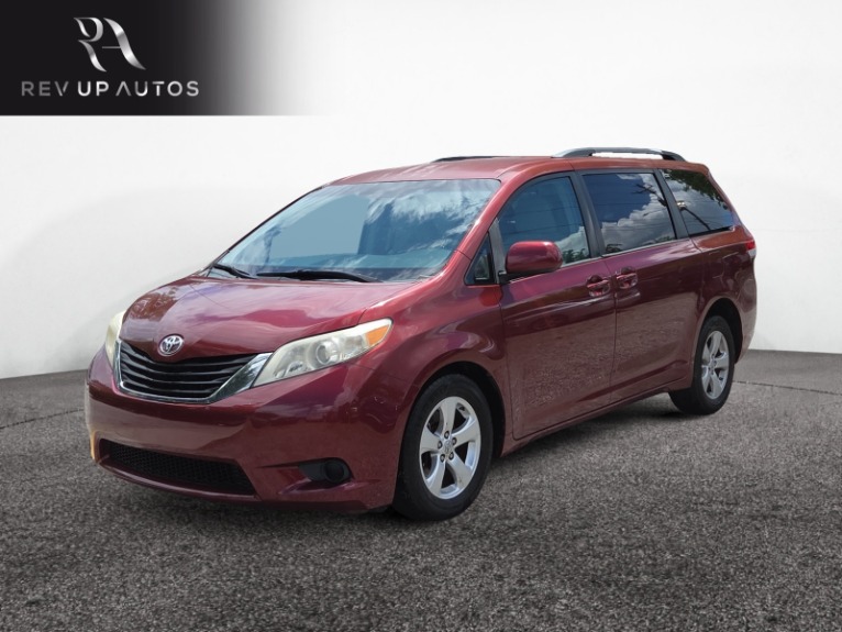 Used 2013 Toyota Sienna LE 8-Passenger